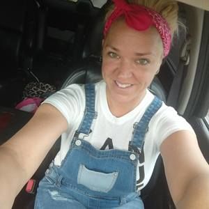 Meet your Posher, Holly